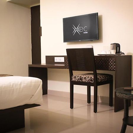 מדגאון Hotel Xec Residency מראה חיצוני תמונה