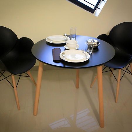 מדגאון Hotel Xec Residency מראה חיצוני תמונה