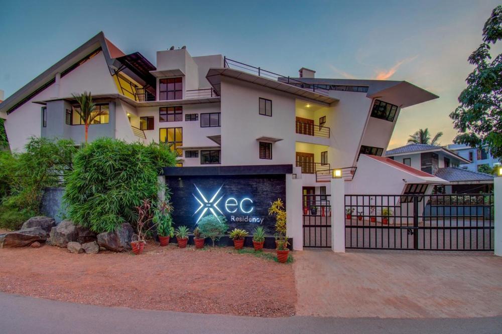 מדגאון Hotel Xec Residency מראה חיצוני תמונה