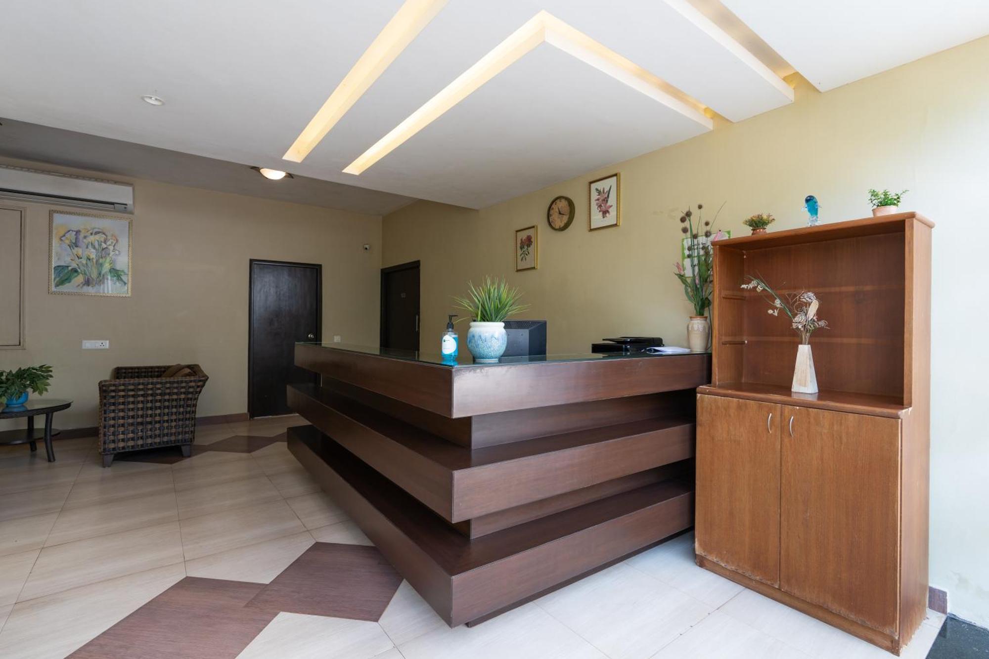 מדגאון Hotel Xec Residency מראה חיצוני תמונה